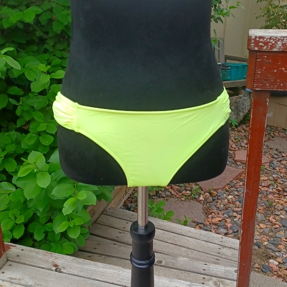 Neon Victoria secret swim bottoms! - Picture 3 of 3